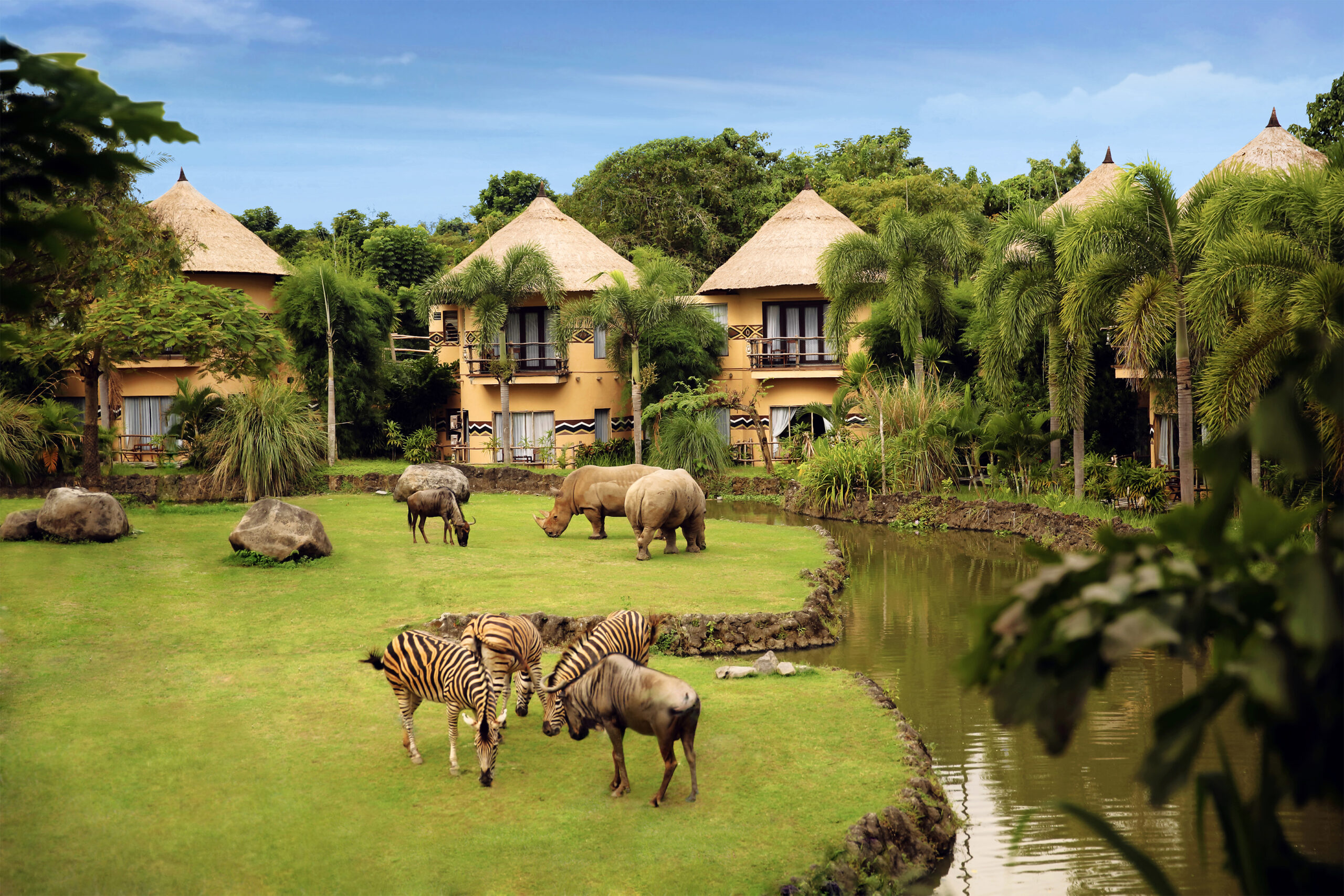 SAFARI-LODGE